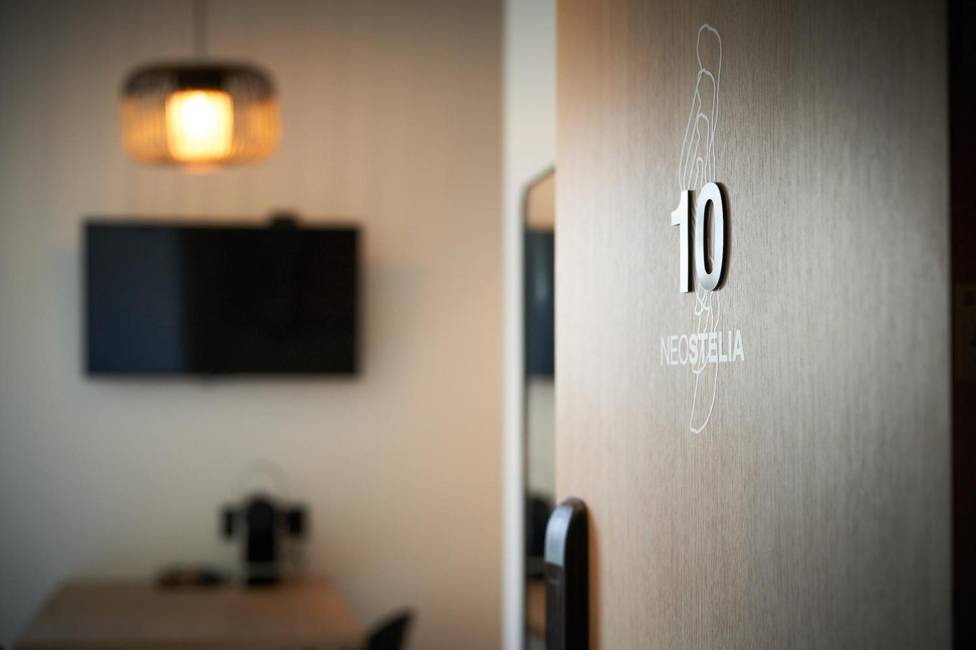 Appart Hotel Neostelia Annecy Exterior photo
