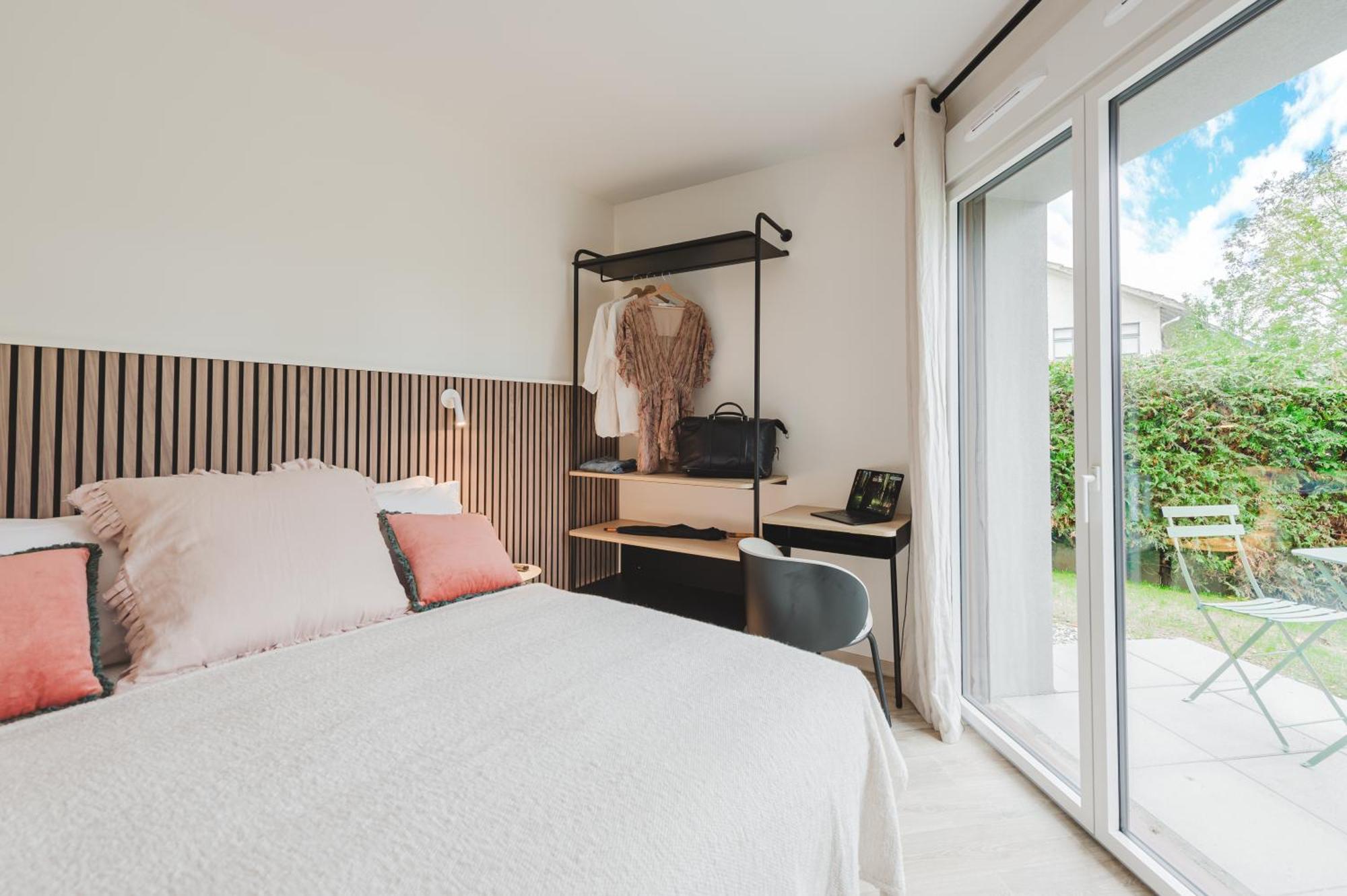 Appart Hotel Neostelia Annecy Exterior photo
