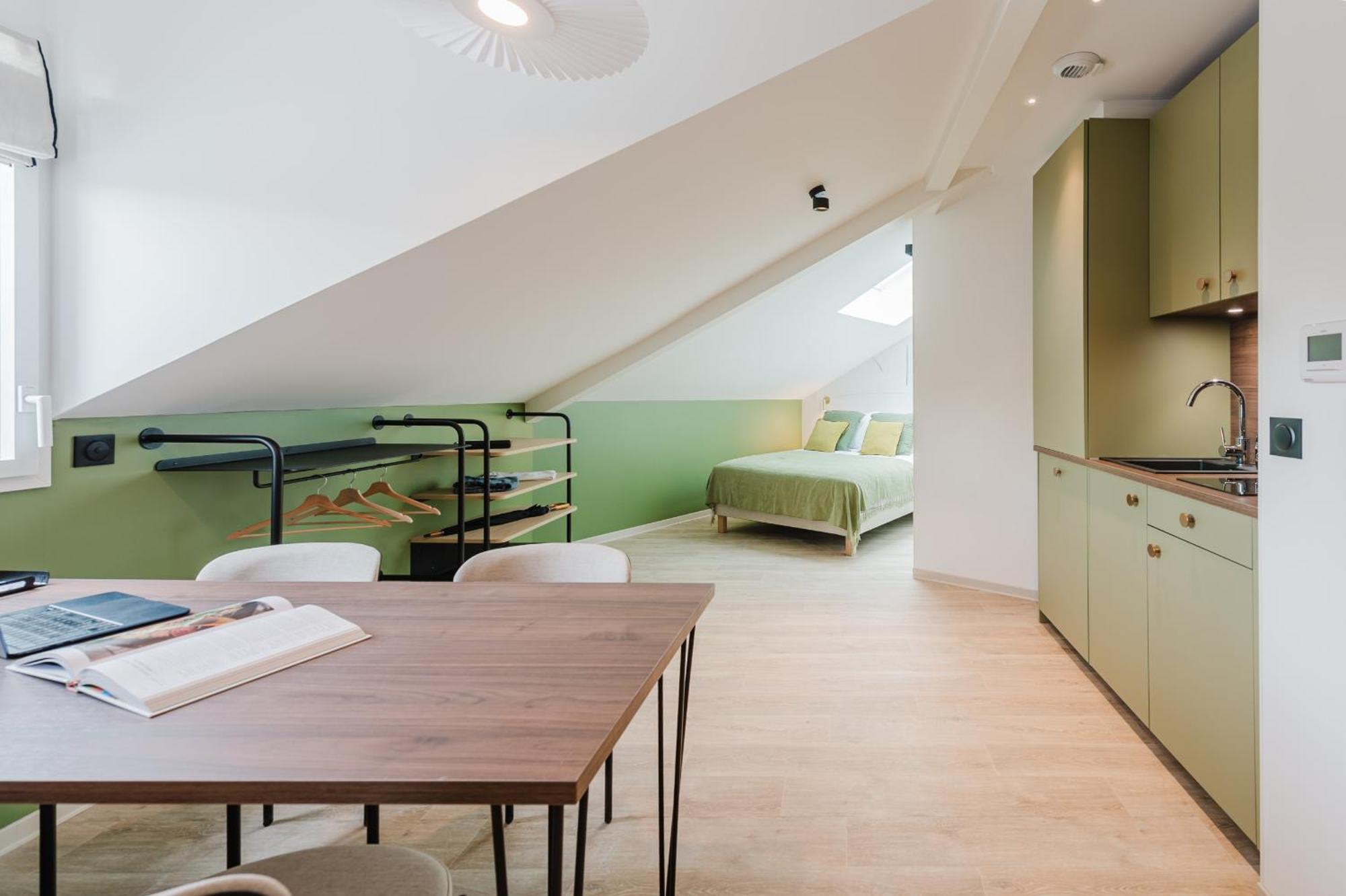 Appart Hotel Neostelia Annecy Exterior photo